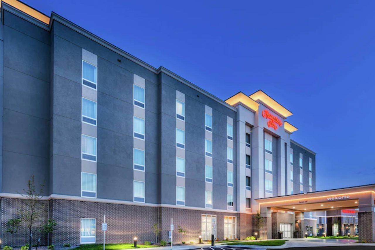Hampton Inn Gardner Bagian luar foto