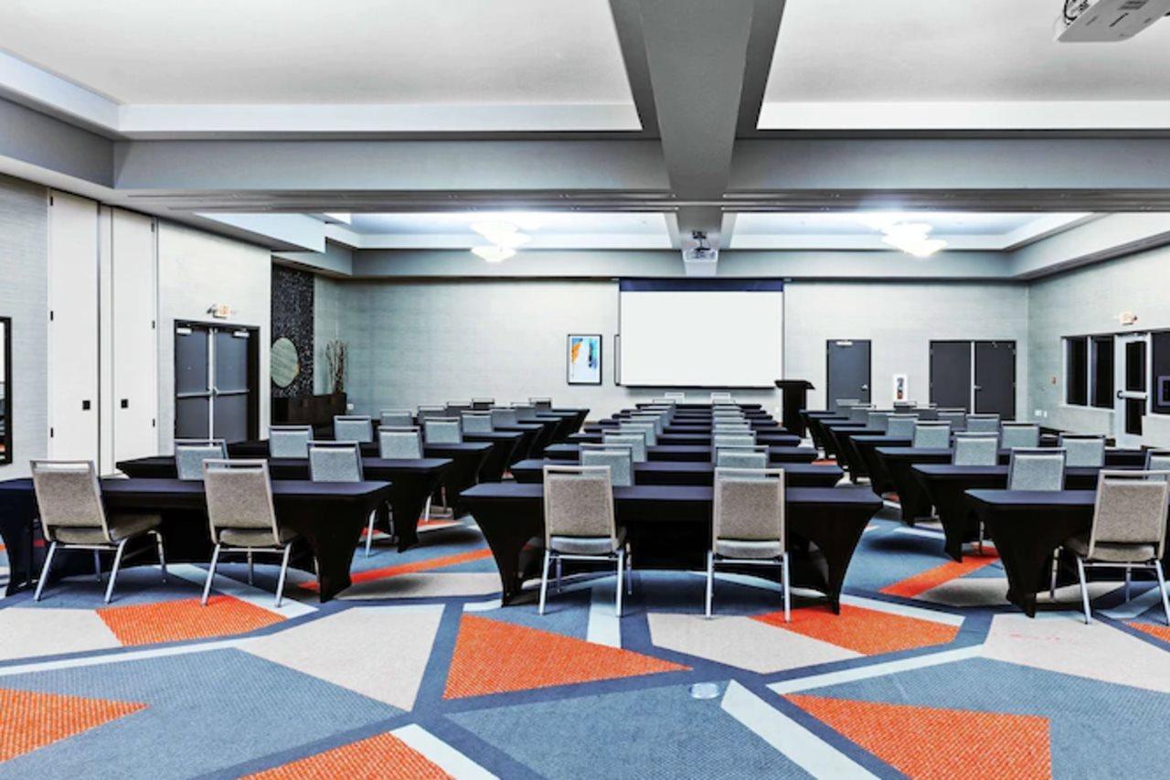 Hampton Inn Gardner Bagian luar foto