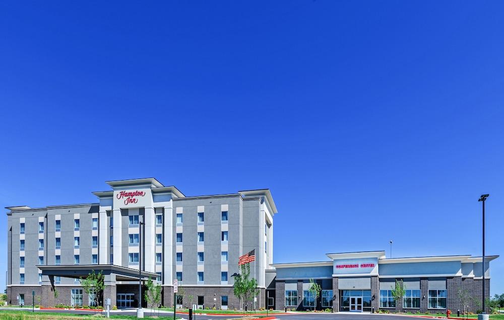 Hampton Inn Gardner Bagian luar foto