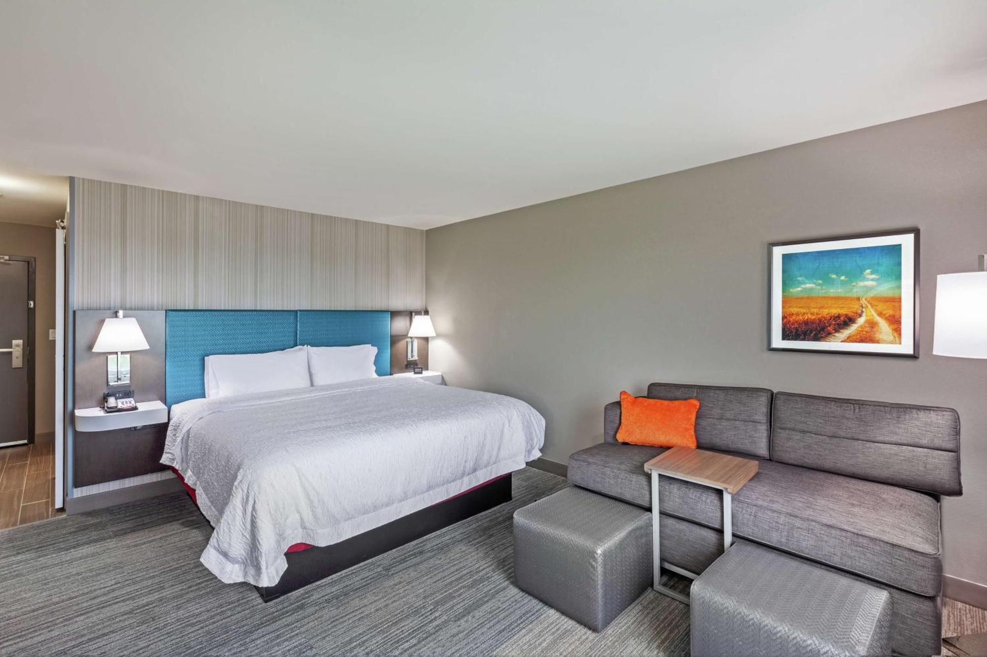 Hampton Inn Gardner Bagian luar foto