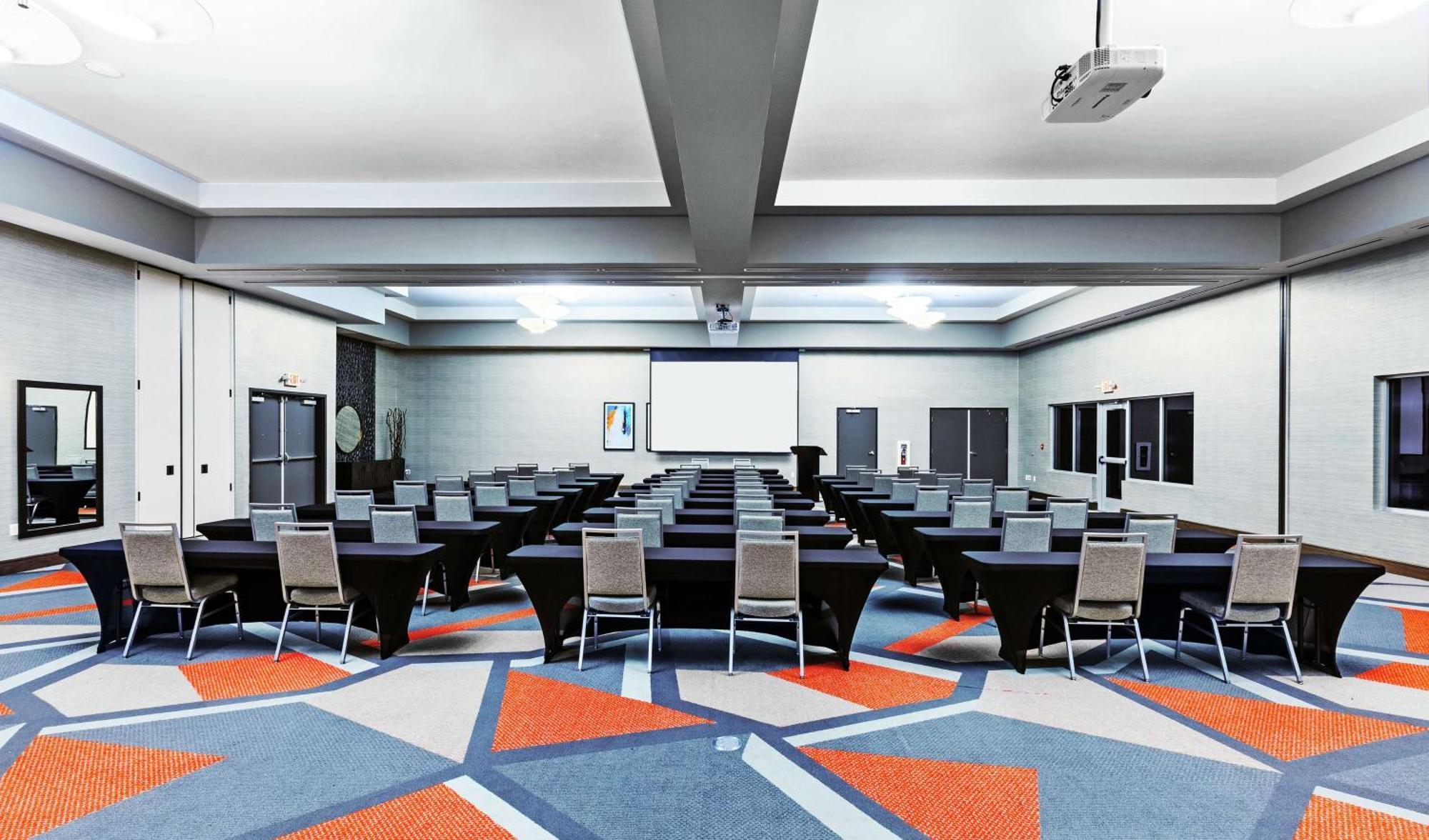 Hampton Inn Gardner Bagian luar foto