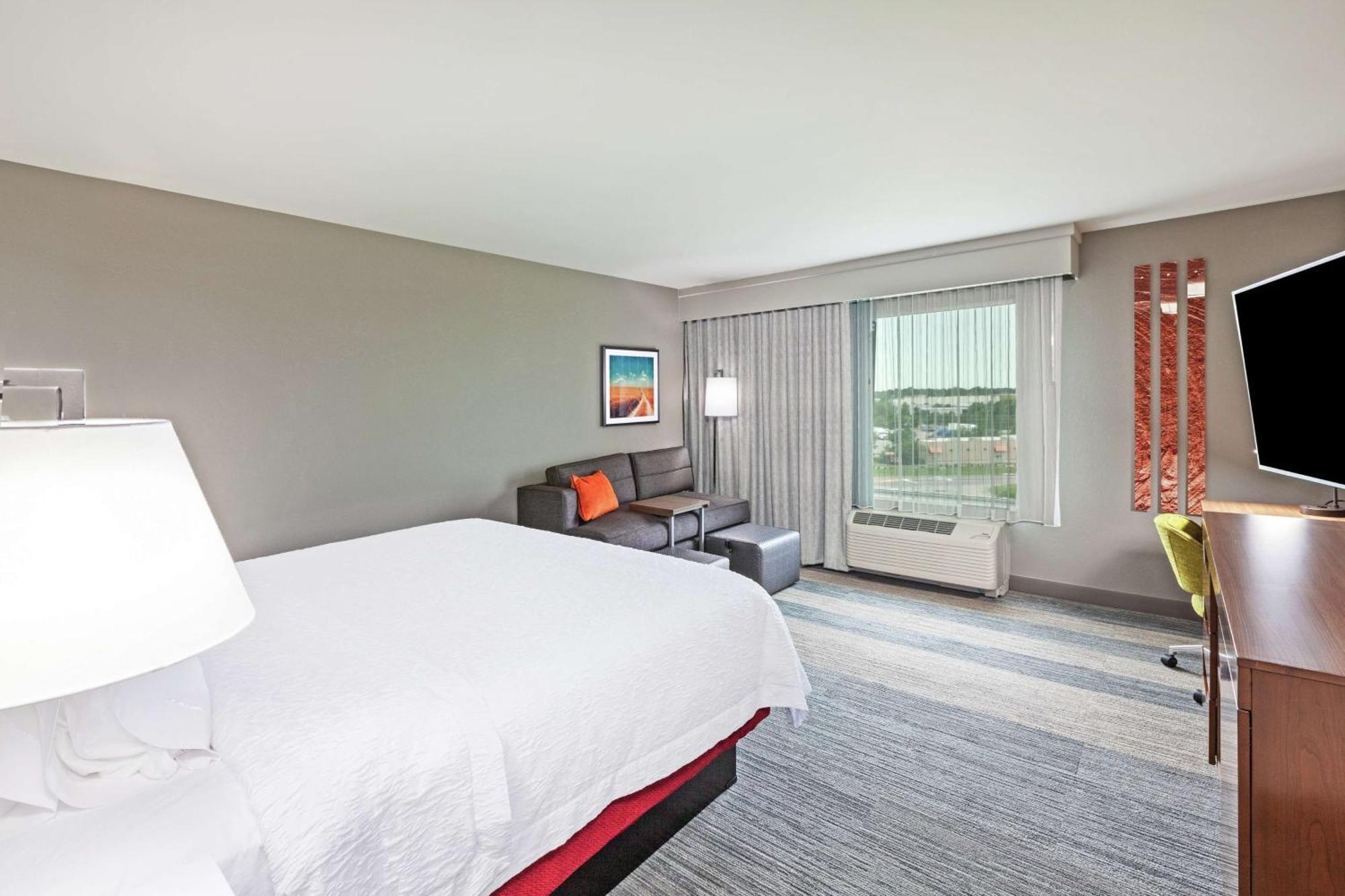 Hampton Inn Gardner Bagian luar foto